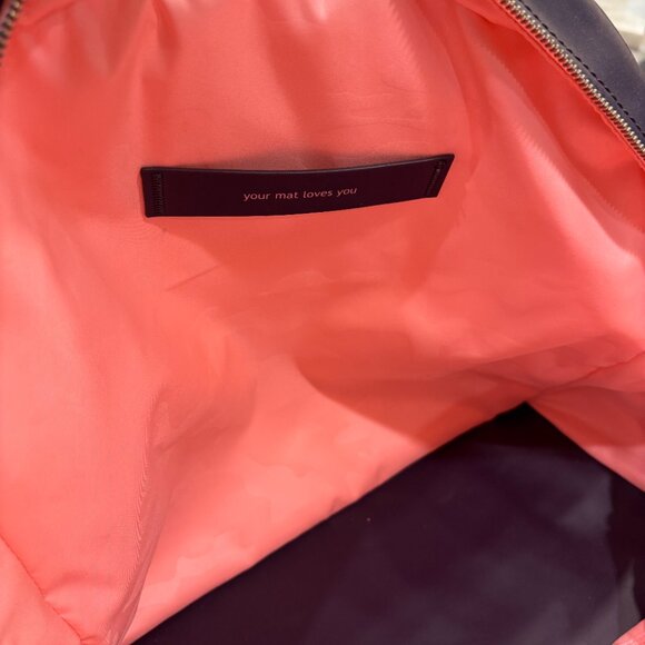 Lululemon dark purple tote bag with laptop sleeve - Picture 6 of 7